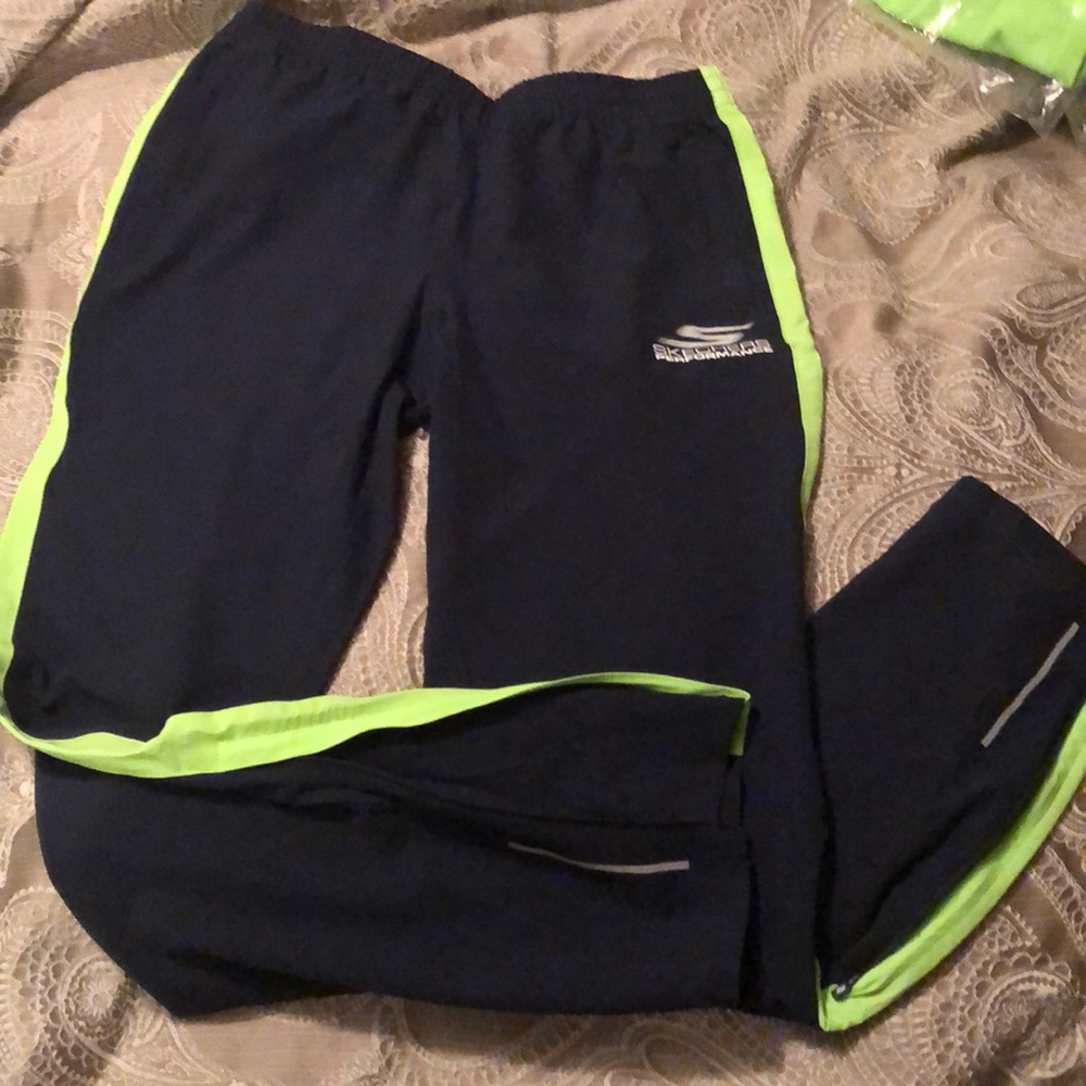 Skechers Performance Elite Podium warm up pants.